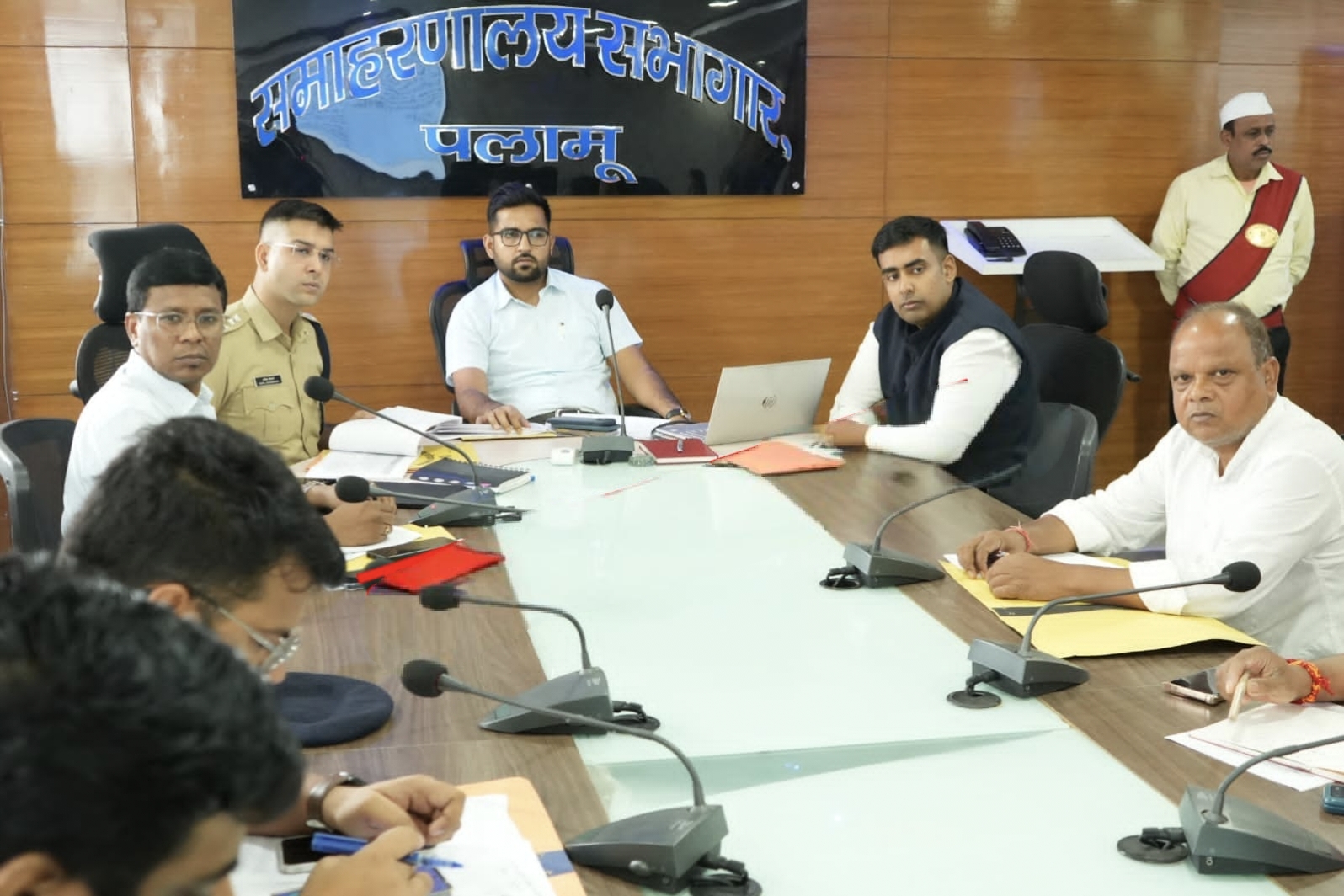 पांकी की सड़क समस्याएं जिला सड़क सुरक्षा समिति की बैठक में गूंजी