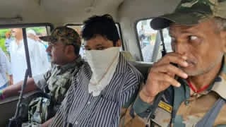 10 हजार रुपये रिश्वत लेते राजस्व कर्मचारी सतीश कुमार को रंगेहाथ किया  गिरफ्तार